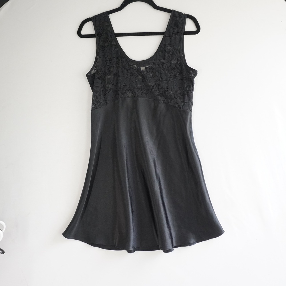 Victoria's Secret Black Lace Satin Dressβ Sleeveless Scoop Neck M Dark Coquette